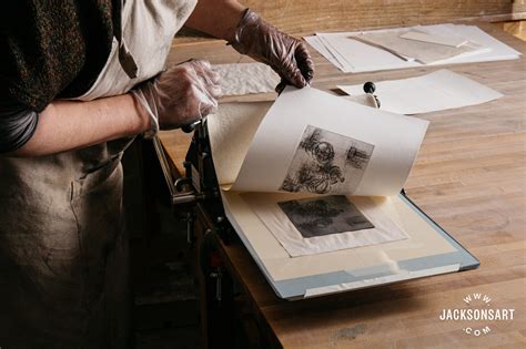 Intaglio printmaker uk - Handprinted | UK shop and studio for Batik, Screen Printing, Relief Printmaking, Art and Dyeing materials. Supplying the artist, printmaker and craftsperson. Friendly, knowledgeable advice, tutorials, instructions and videos. 